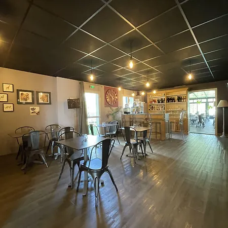 Hotel The Originals City, La Saulaie, Saumur Ouest