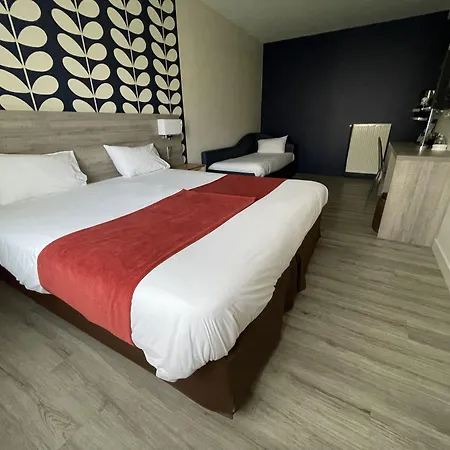 ホテル The Originals City, La Saulaie, Saumur Ouest