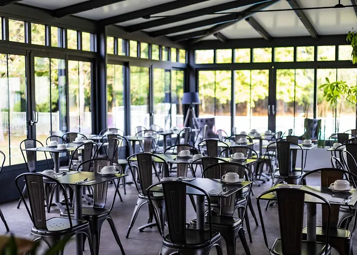 The Originals City, La Saulaie, Saumur Ouest 3* Doué-la-Fontaine