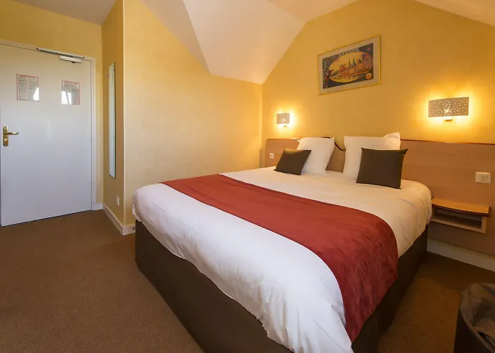 Hotel The Originals City, La Saulaie, Saumur Ouest